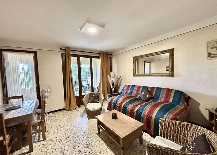 De La L'ile-rousse * LʼÎle-Rousse